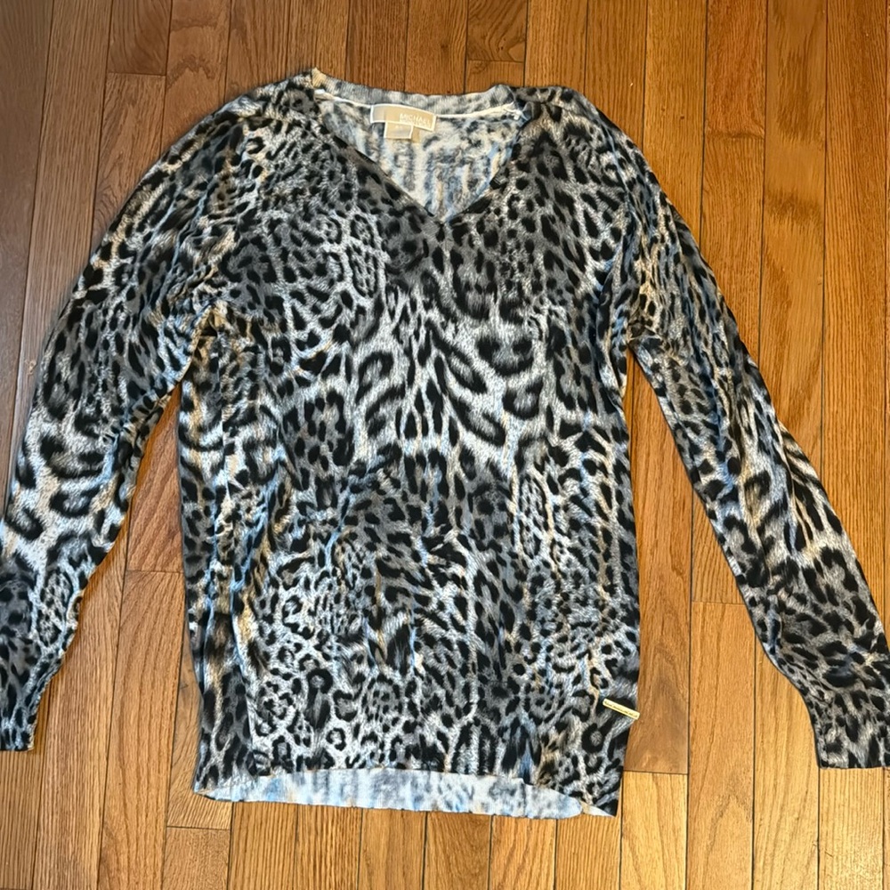 Micheal Kors Lightweight Sweater